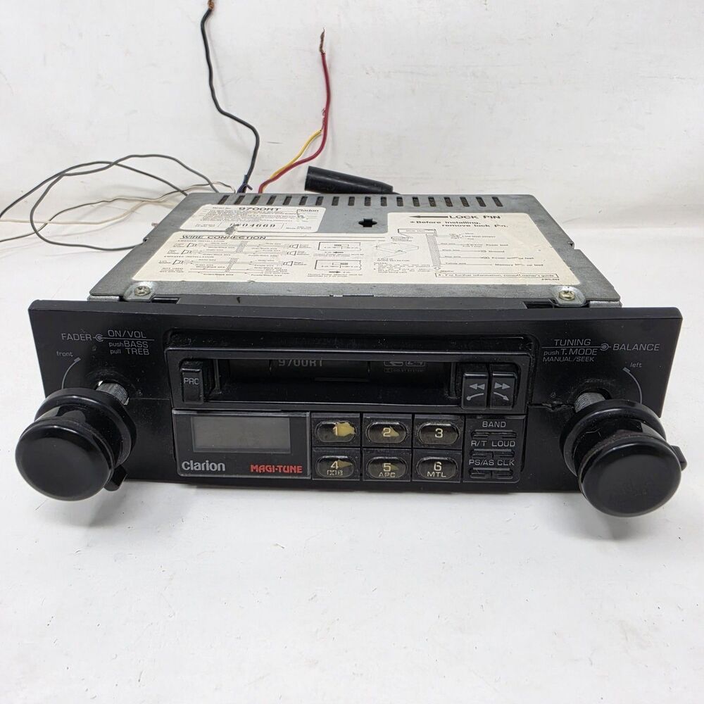 Vtg Clarion 9700RT AM/FM Stereo Receiver Cassette Player 2 Knob In Dash Tested